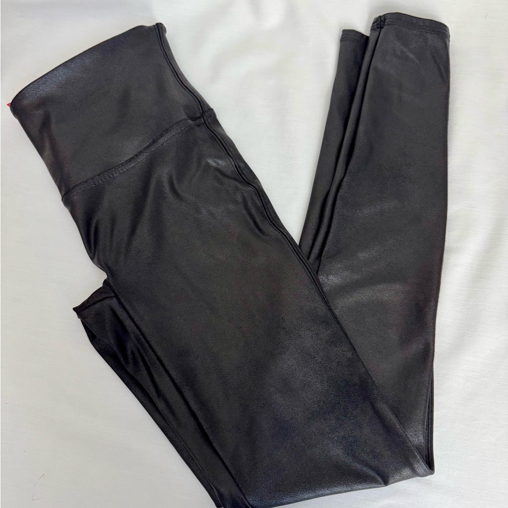Spanx Women's Size Medium Faux Black Leather Leggings Pants‎ Stretch Causal